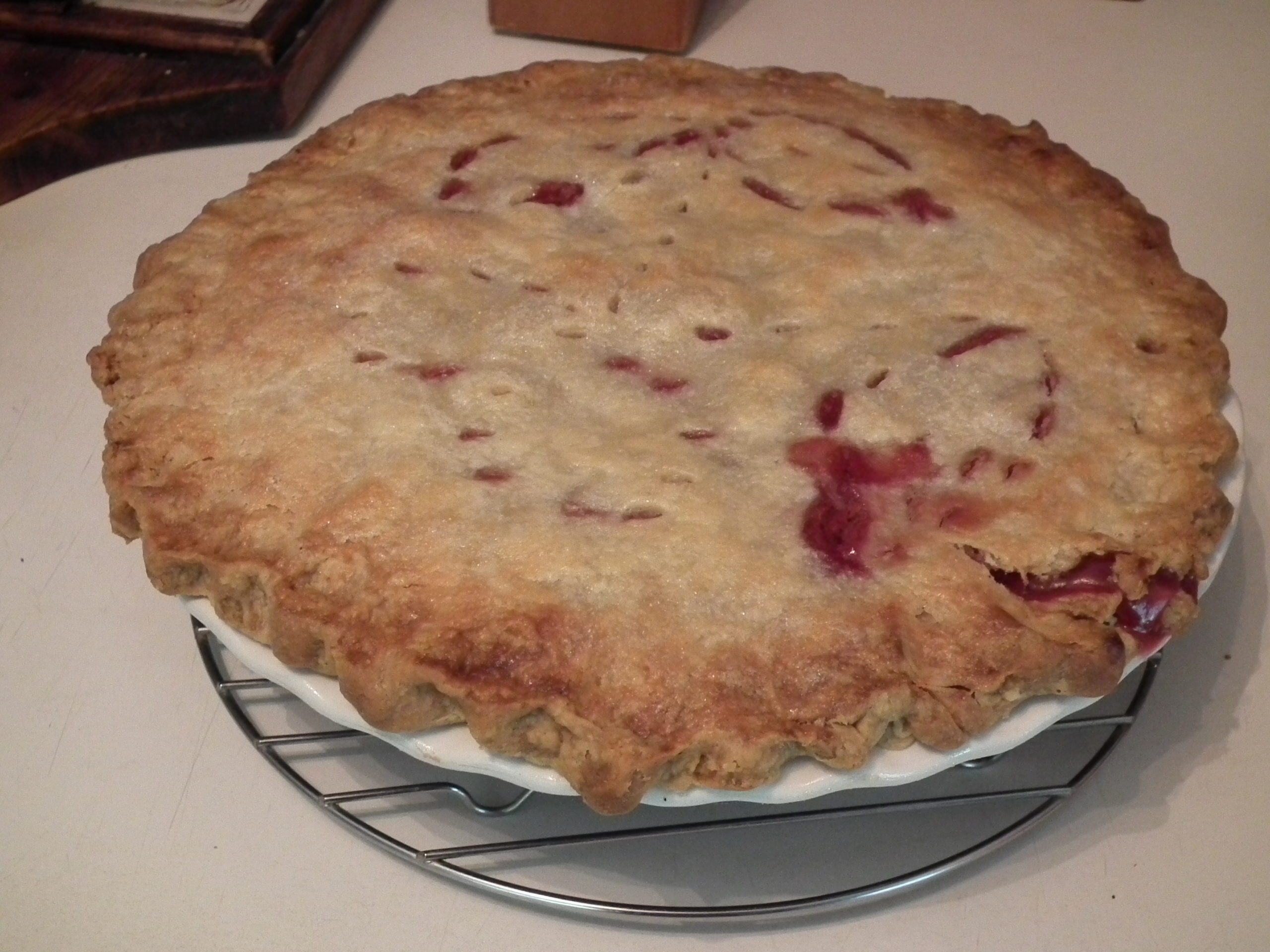 You are currently viewing The Best Cherry Pie Ever!